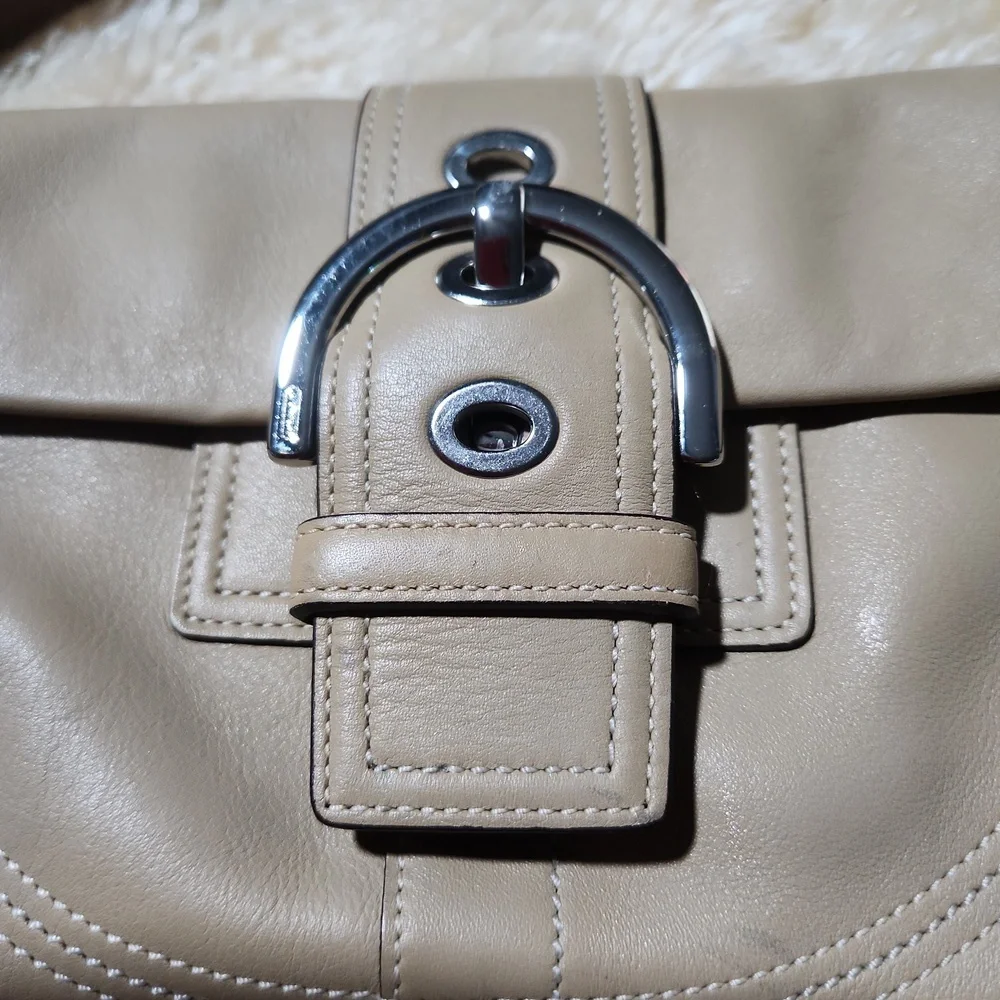 Coach Vintage SOHO Leather Y2K Buckle Flap Shoulder Bag Purse 8A05 - Picture 3 of 10